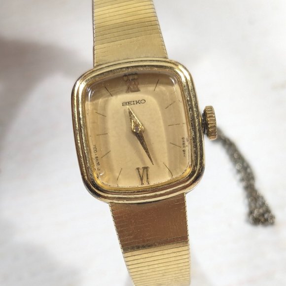 ff492 SEIKO 1320-5490 ゴールド オーバル　ヴィンテージ風 ff492 SEIKO 1320-5490 ゴールド オーバル ヴィンテージ風